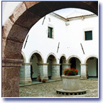 Il chiostro del Centro Culturale ex Convento San Francesco