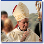 immagine: S.E. Mons. Pintor, vescovo di Ozieri